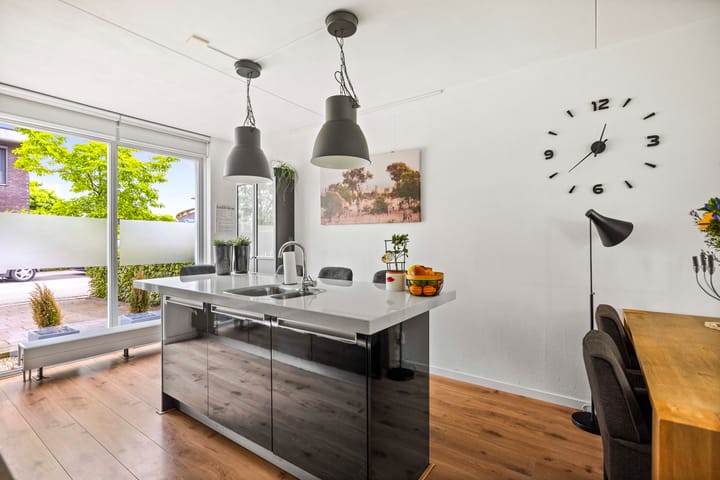 Foto 8 van J.W. Pienemanstraat 49