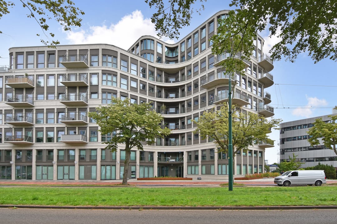 Foto 1 van Burgemeester Elsenlaan 323-F109