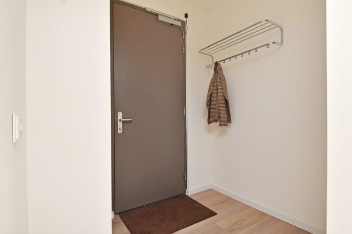 Foto 9 van Burgemeester Elsenlaan 323-F109