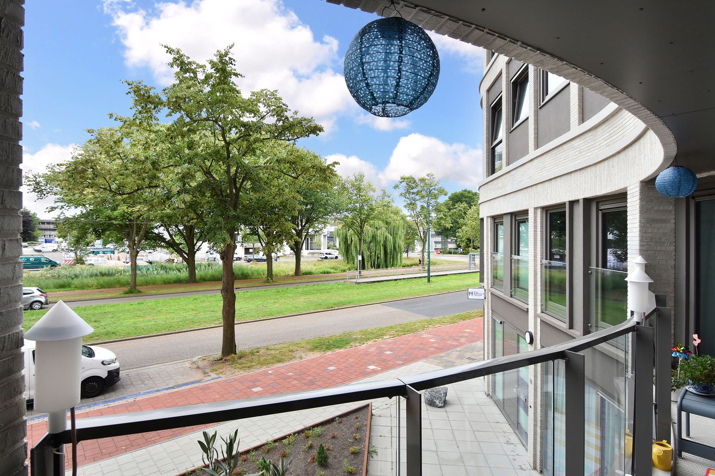 Foto 19 van Burgemeester Elsenlaan 323-F109