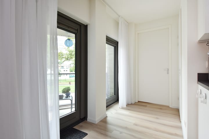 Foto 21 van Burgemeester Elsenlaan 323-F109