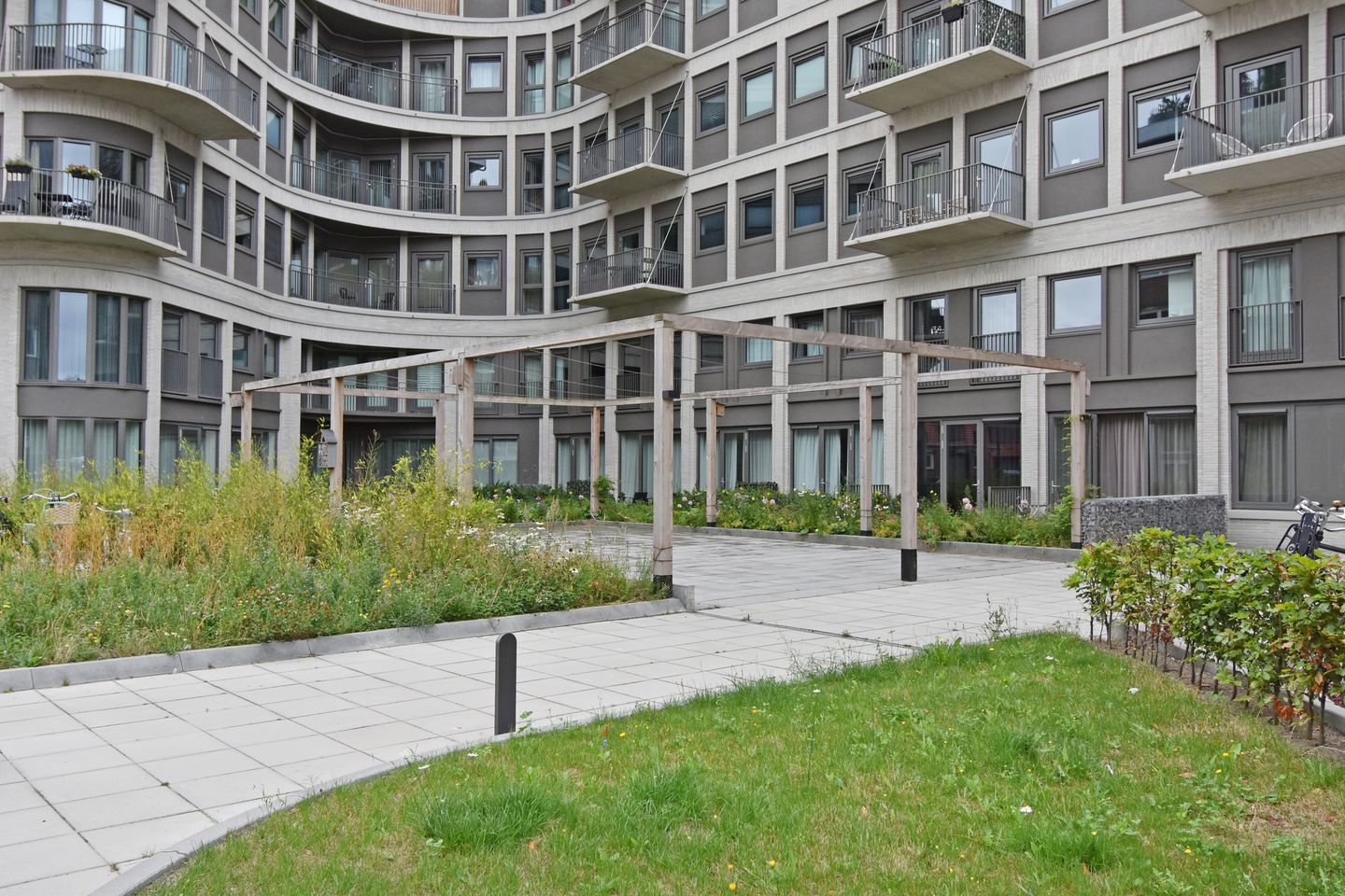 Foto 35 van Burgemeester Elsenlaan 323-F109