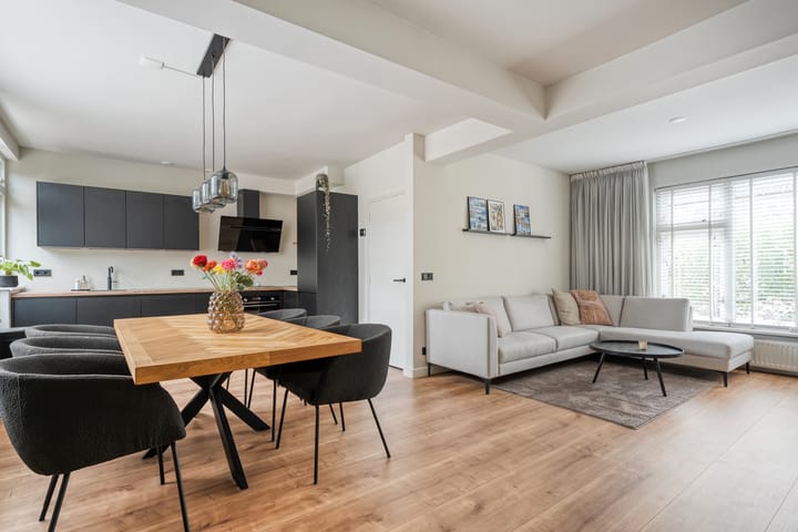 Foto 7 van Donker Curtiusstraat 8