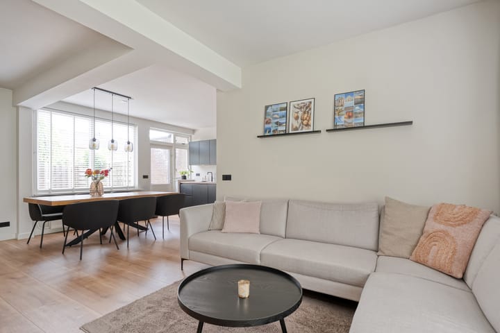 Foto 10 van Donker Curtiusstraat 8