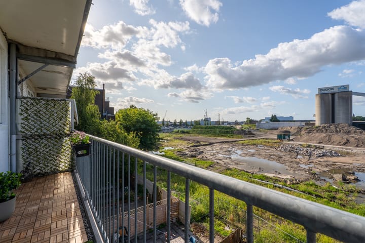 Foto 16 van Rotterdamsedijk 273-A1