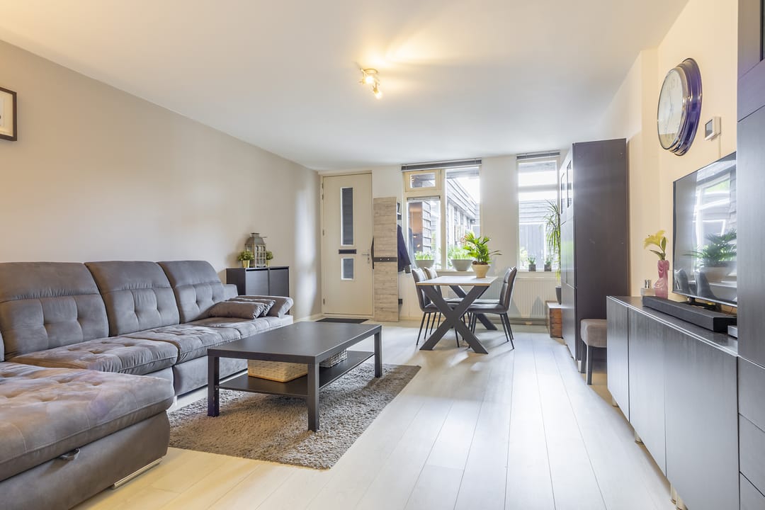 Photo 2 of Wijkerstraatweg 178-D