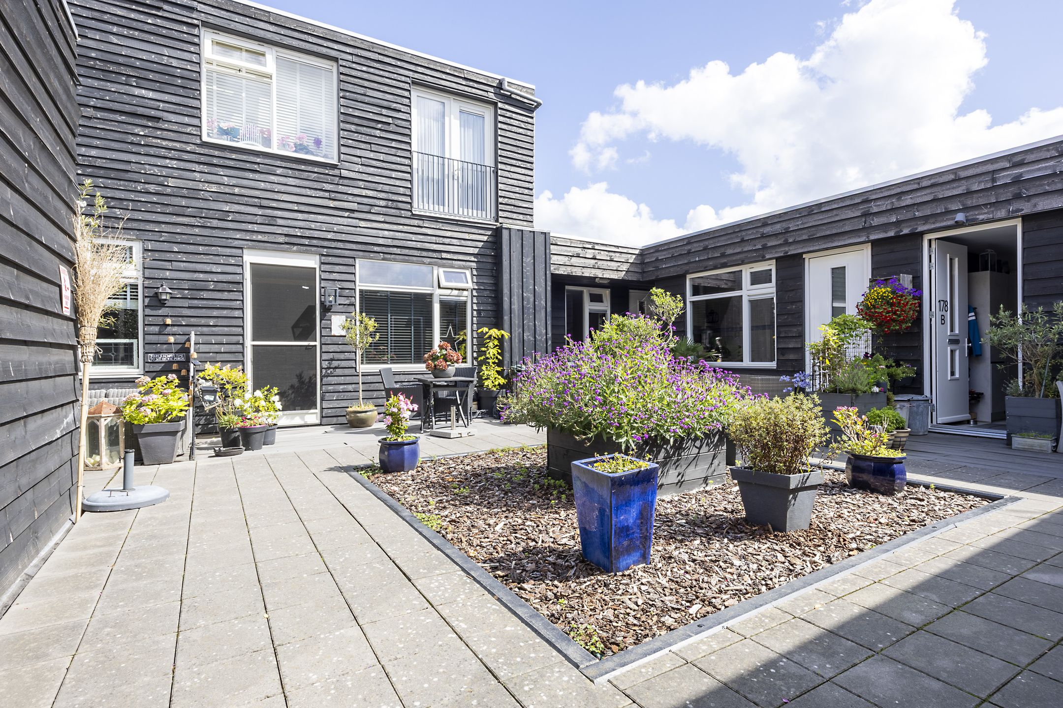 Photo 6 of Wijkerstraatweg 178-D