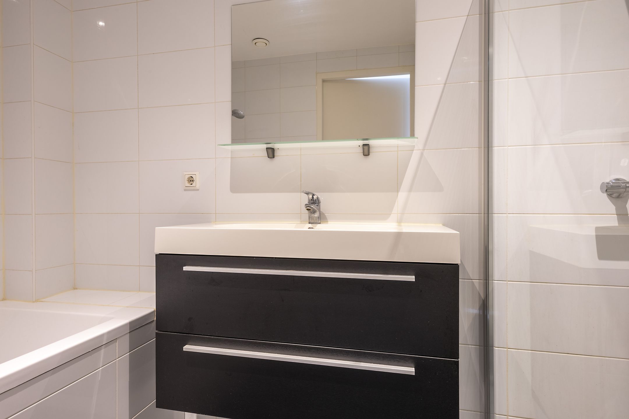 Photo 30 of Wijkerstraatweg 178-D