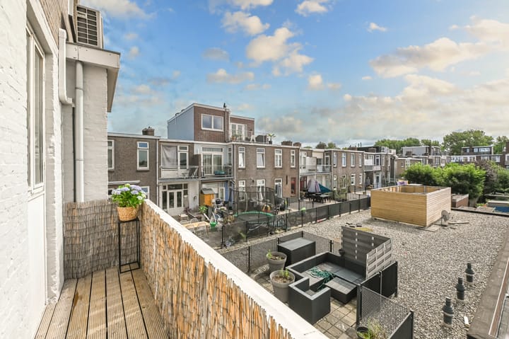 Foto 21 van Pluvierstraat 276