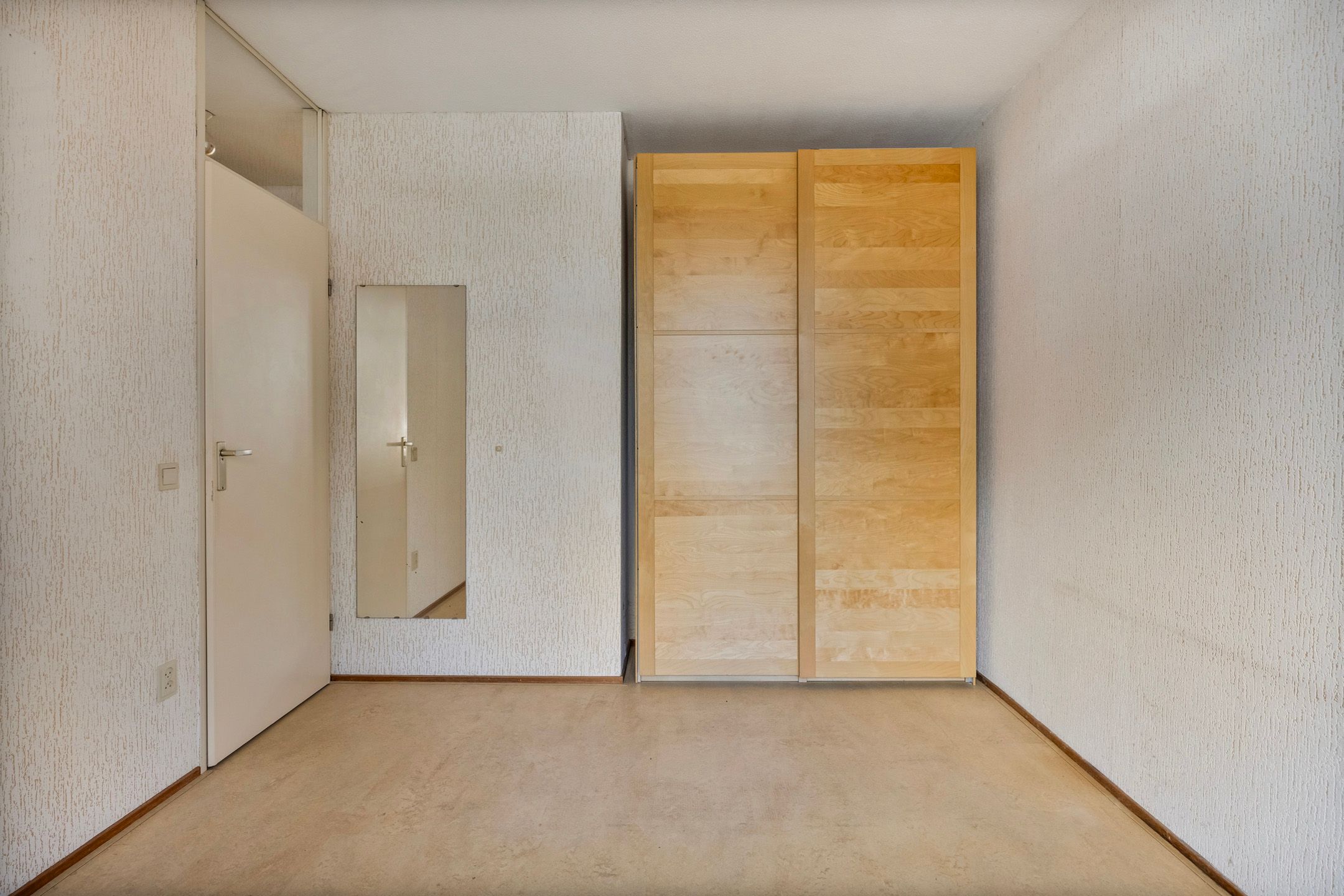 Foto 9 van Louvre 114