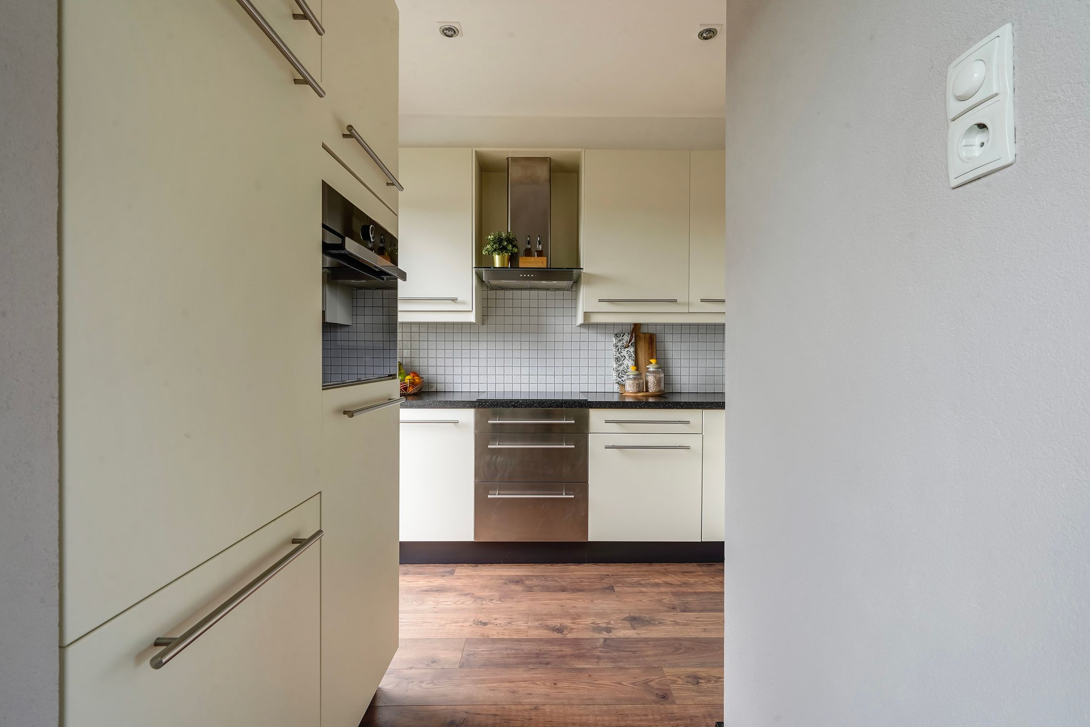 Foto 12 van Rijnvaartweg 11