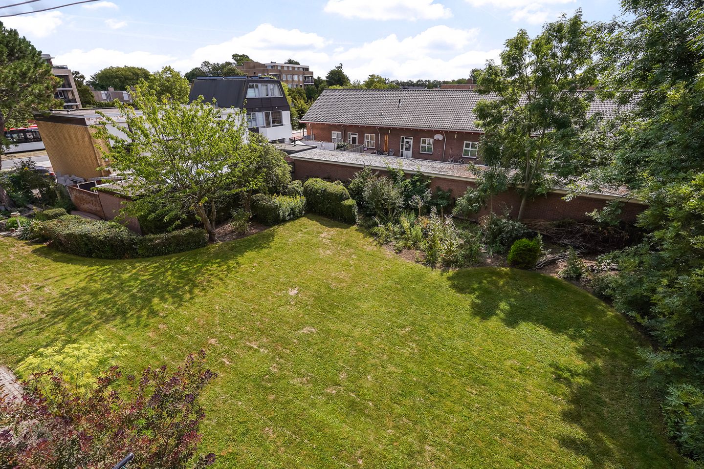 Foto 19 van Rijnvaartweg 11