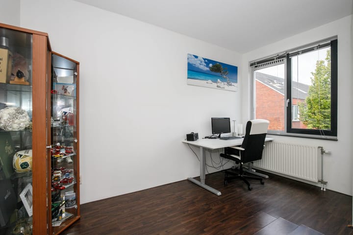 Foto 20 van René Magrittestraat 14