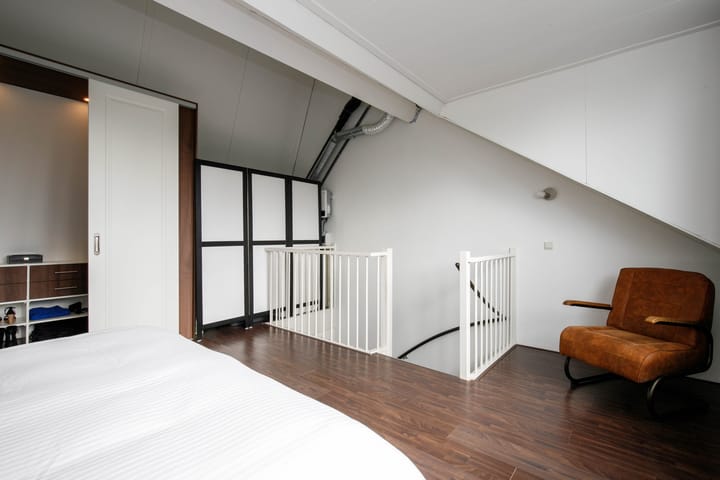 Foto 24 van René Magrittestraat 14