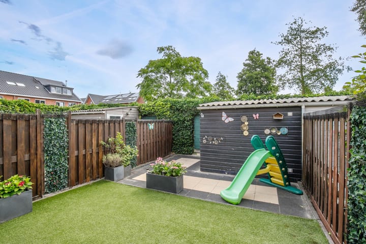 Foto 30 van René Magrittestraat 14