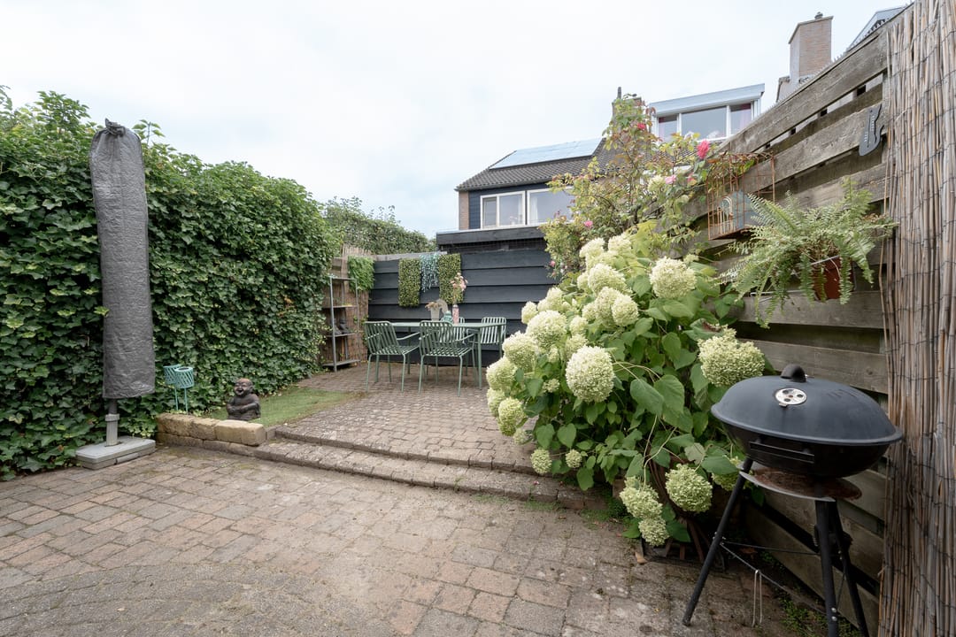 Photo 32 of Isenburgstraat 26