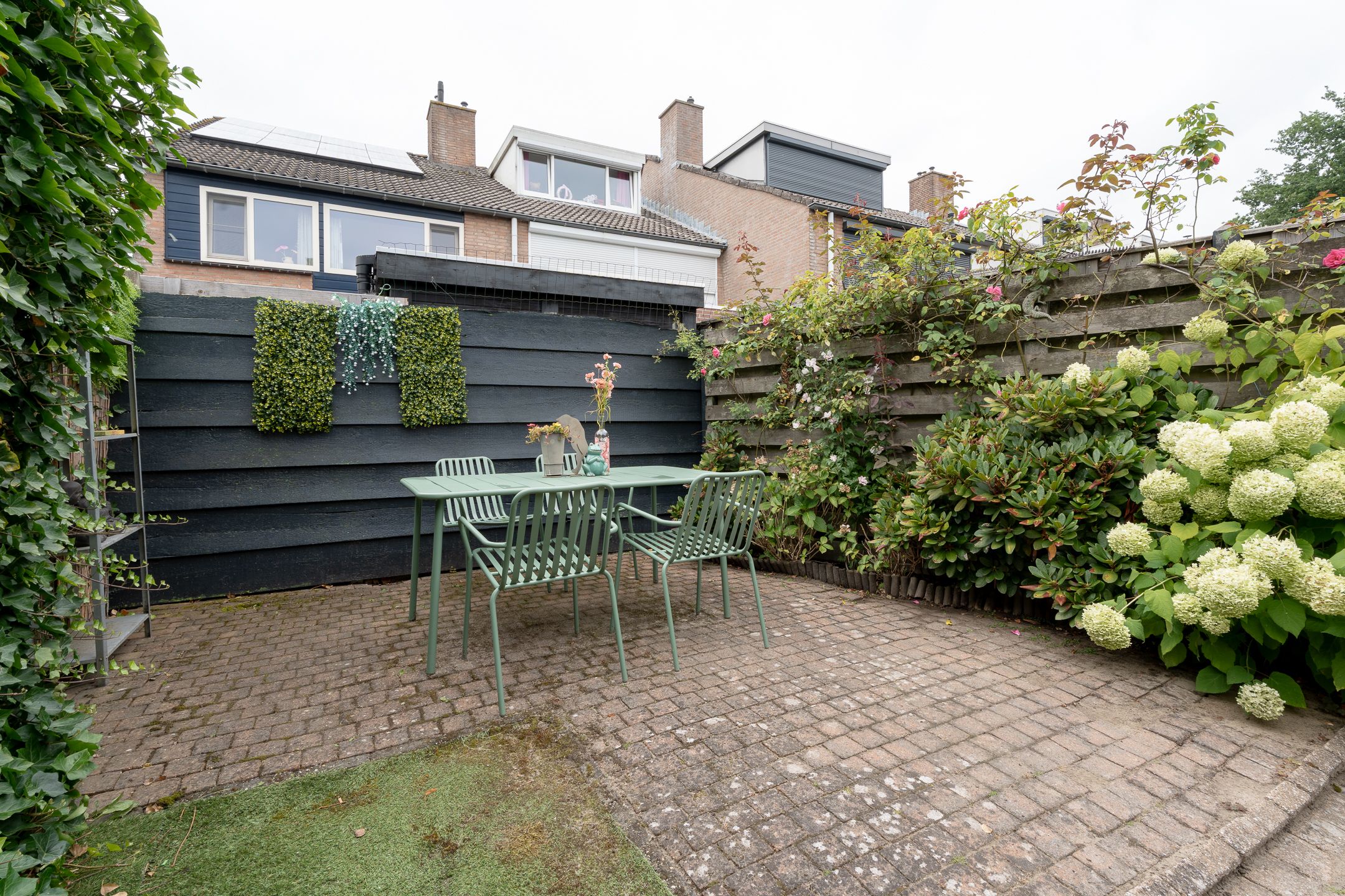 Photo 33 of Isenburgstraat 26