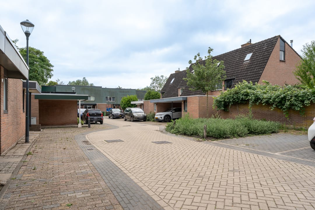 Photo 38 of Isenburgstraat 26