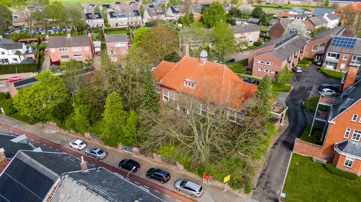 Photo 2 of Hilleshagerweg 5