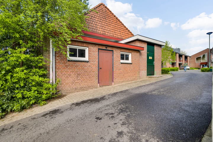 Photo 21 of Hilleshagerweg 5