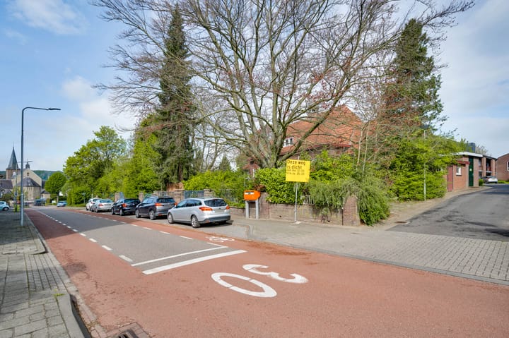 Photo 22 of Hilleshagerweg 5