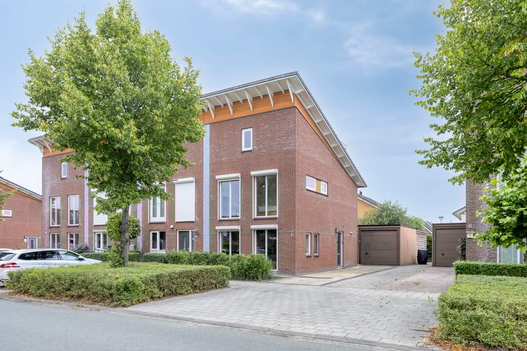 Foto 1 van Rosa Spierweg 18