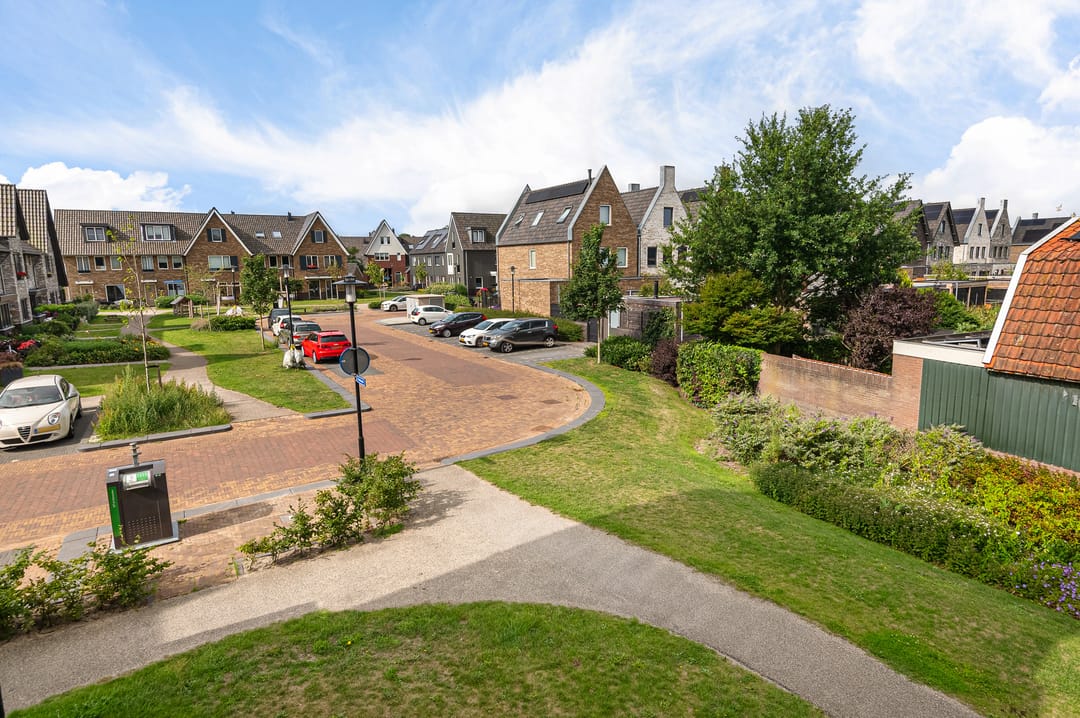 Foto 7 van Cementhof 1