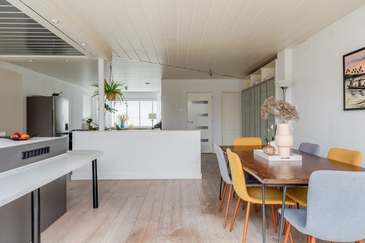 Foto 21 van Julianalaan 175