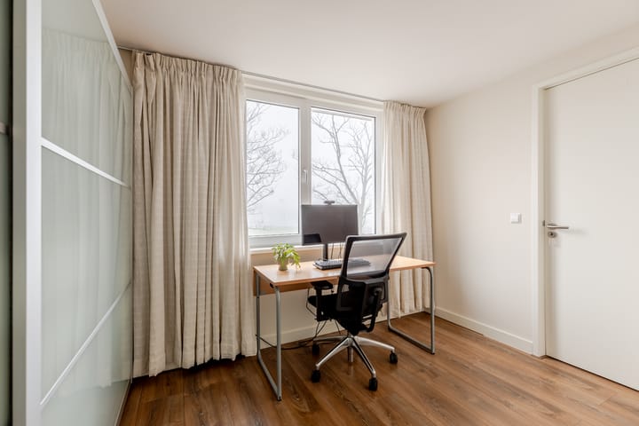 Foto 30 van Julianalaan 175