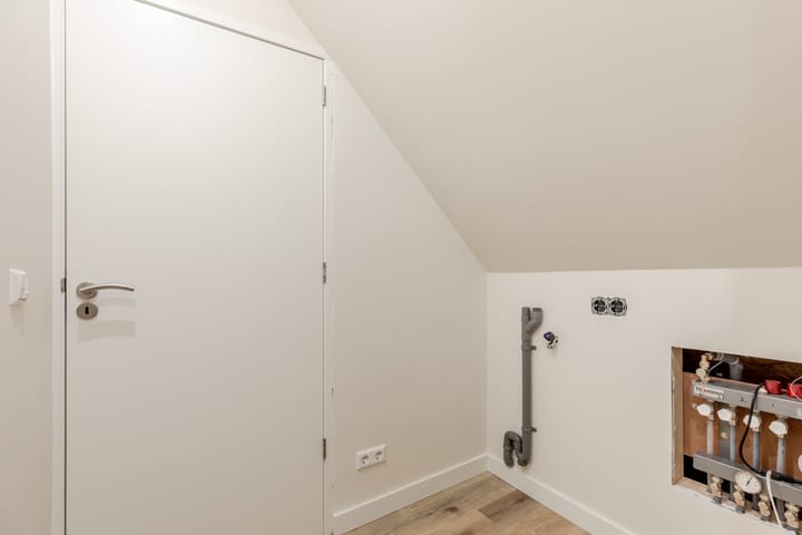 Foto 32 van Julianalaan 175