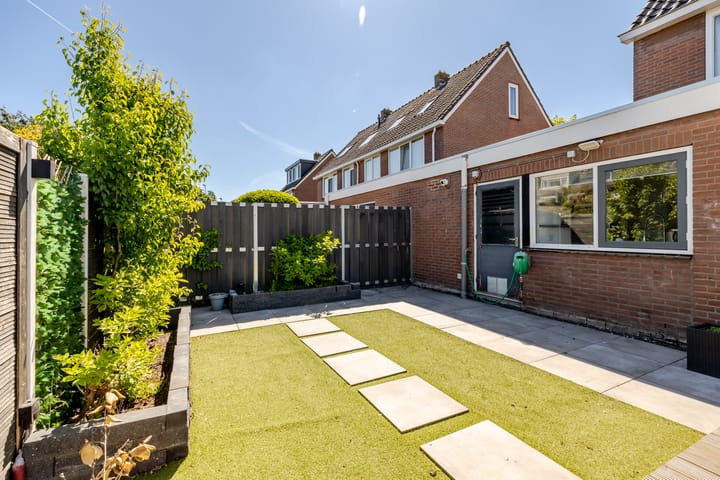 Foto 40 van Julianalaan 175