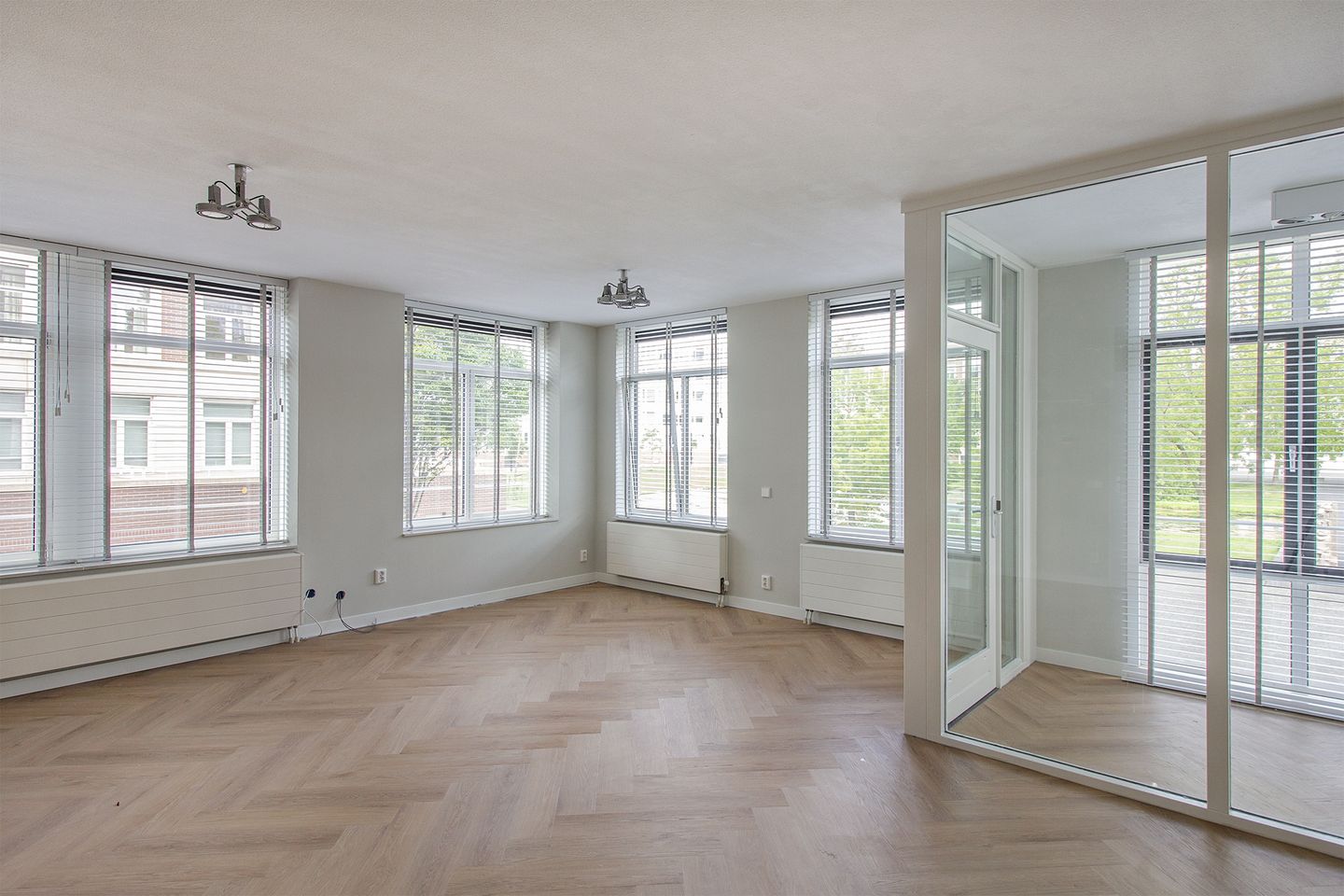 Foto 1 van Burgemeester Marijnenlaan 28