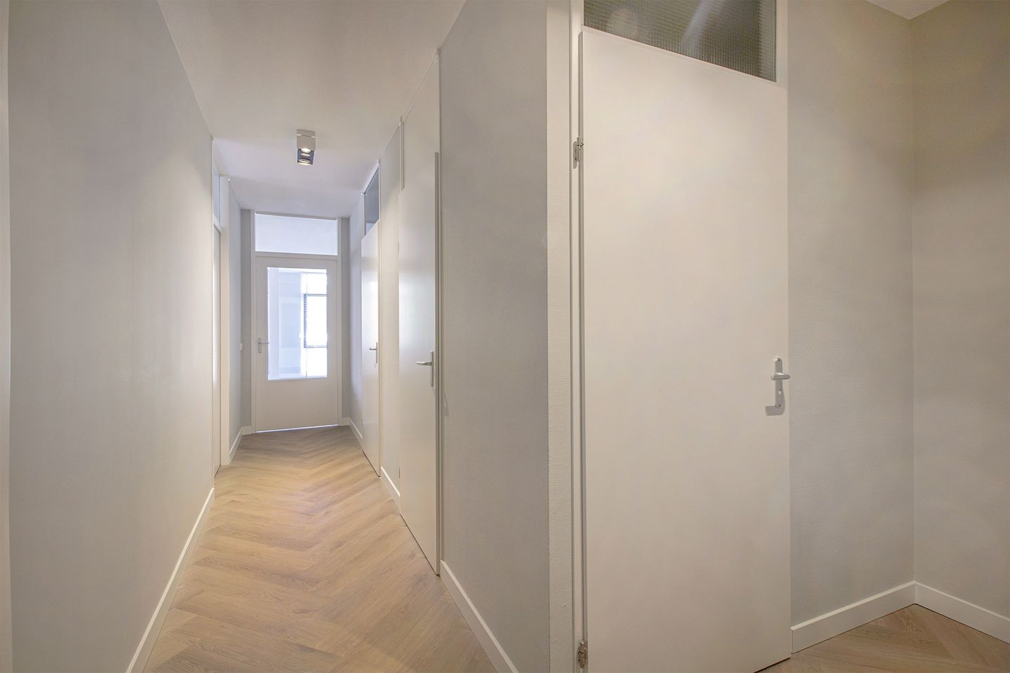 Foto 19 van Burgemeester Marijnenlaan 28