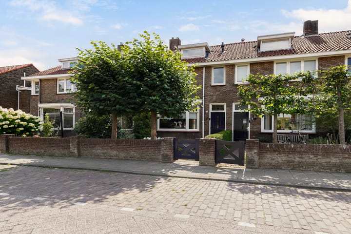 Foto 1 van Daendelsstraat 16