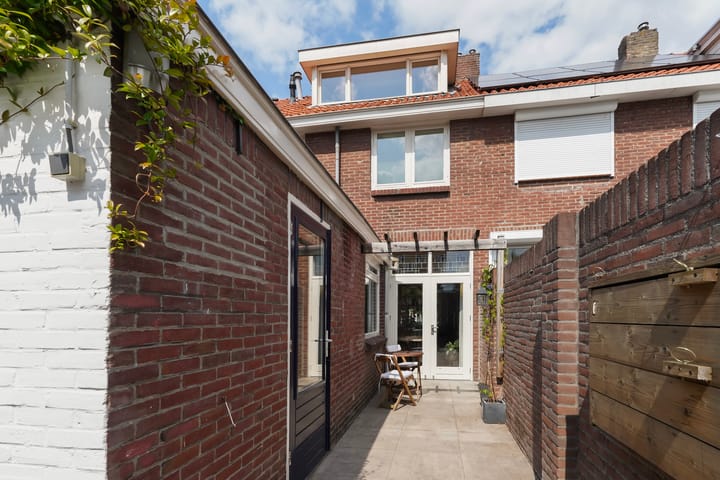 Foto 48 van Daendelsstraat 16