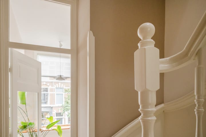 Photo 8 of Weimarstraat 39-A