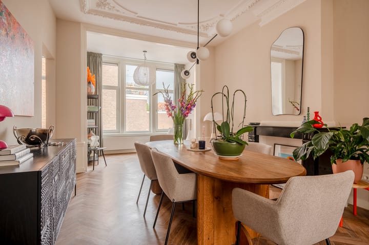 Photo 23 of Weimarstraat 39-A