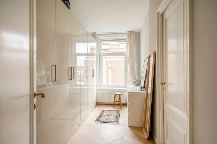 Photo 48 of Weimarstraat 39-A