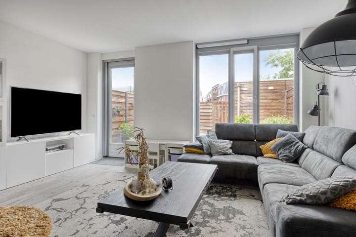 Foto 2 van Julie Postelsingel 107