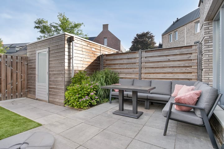 Foto 20 van Julie Postelsingel 107