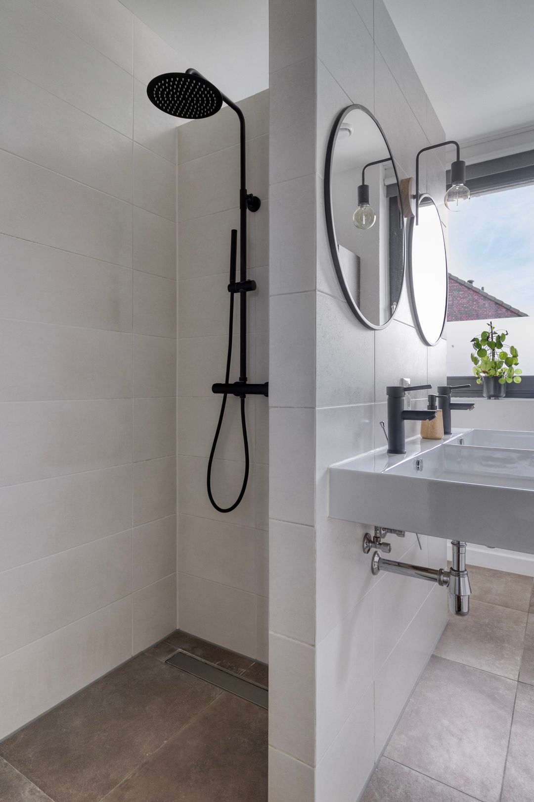 Photo 26 of Marjolein 1