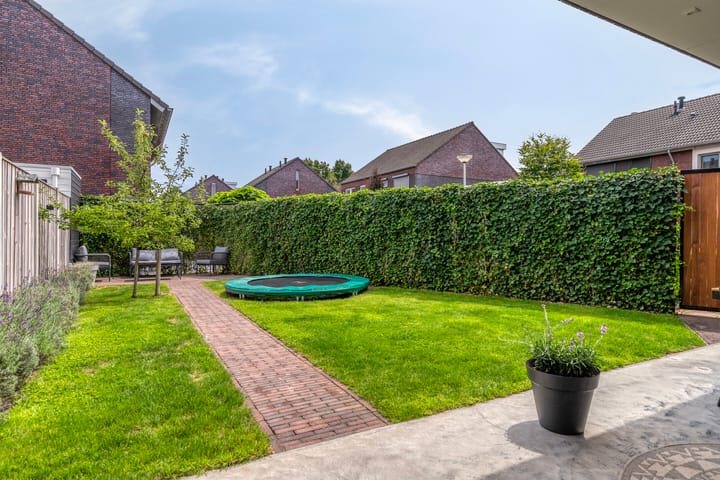 Photo 31 of Marjolein 1