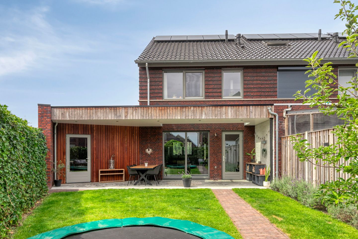 Photo 34 of Marjolein 1