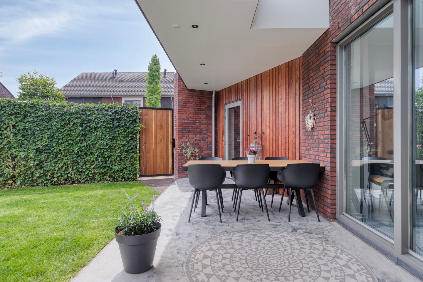 Photo 35 of Marjolein 1