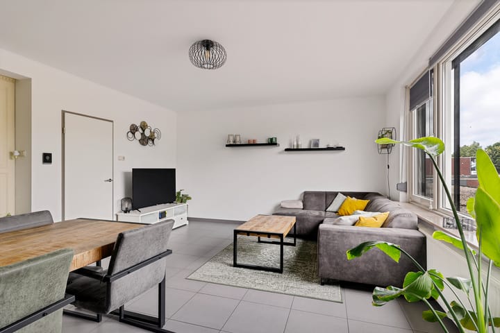 Photo 15 of Dorpstraat 83