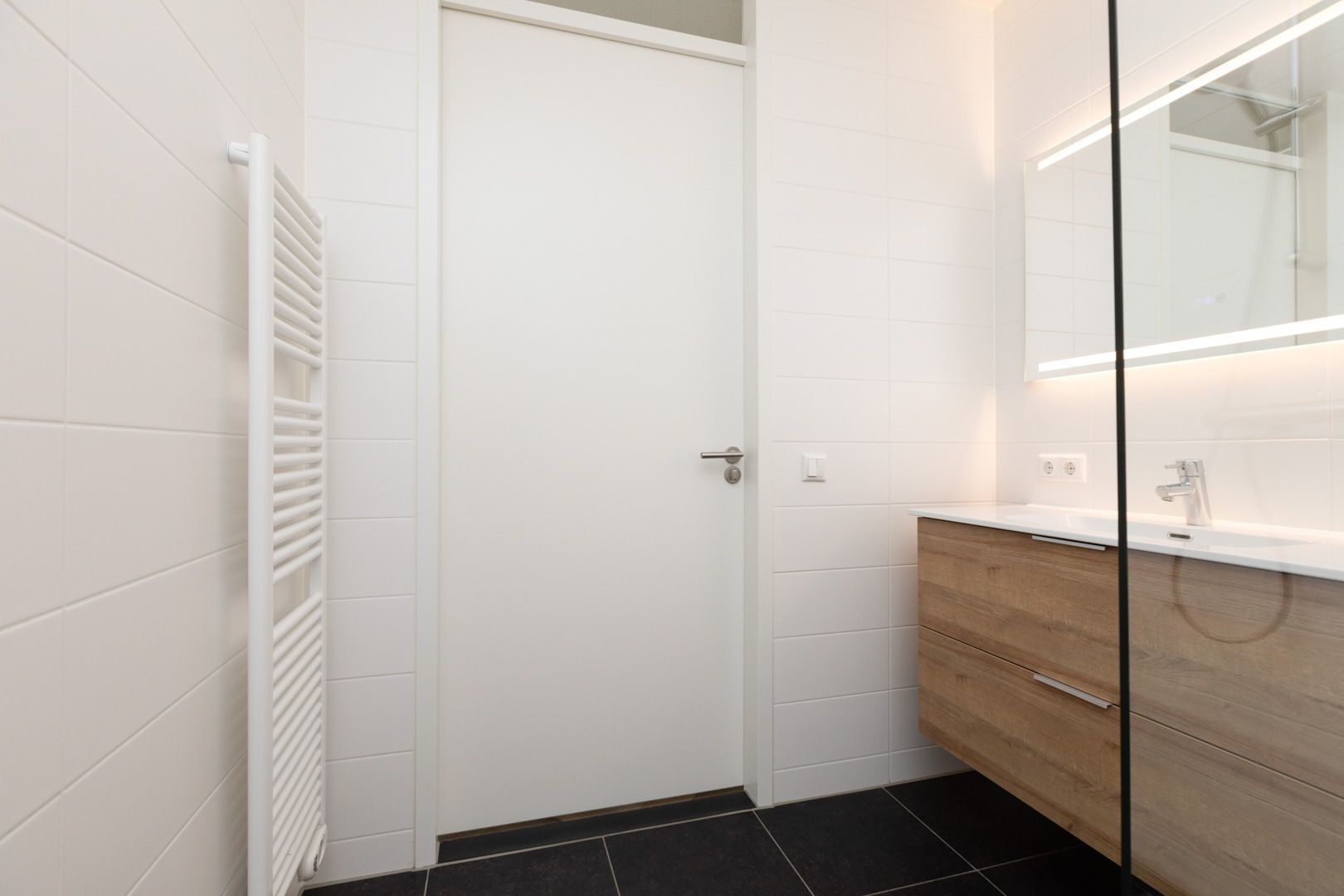 Foto 24 van het Schut 1-207