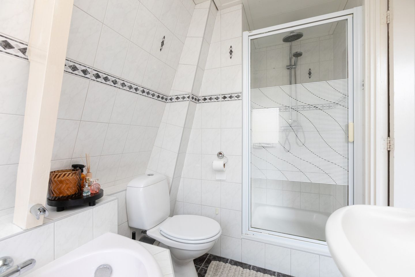 Foto 25 van Anjelierstraat 12