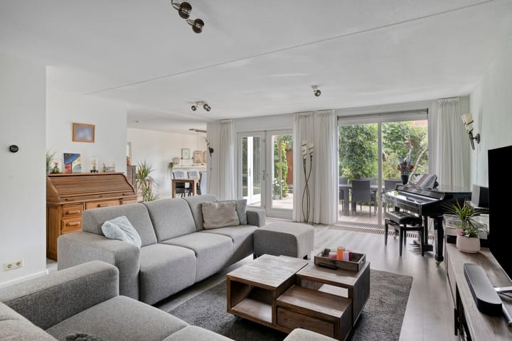 Foto 6 van Schout Bigotlaan 5