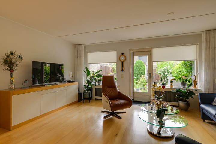 Foto 7 van Glanswit 17