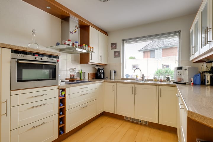 Foto 12 van Glanswit 17